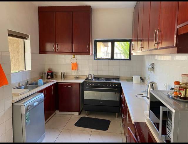 5 BEDROOM HOUSE FOR SALE IN LAUDIUM